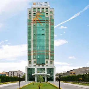 5* Hotel La Quinta By Wyndham Gunesli